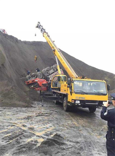 涧西区上犹道路救援